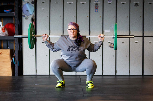 Move Over, Millennials: How Women Over 40 are Dominating the Weightlifting Scene!